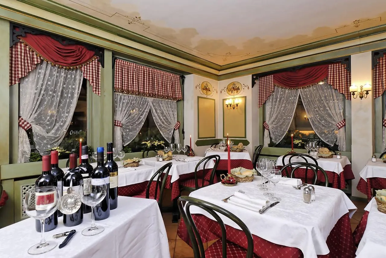 **  Hotel Pontejel Italy