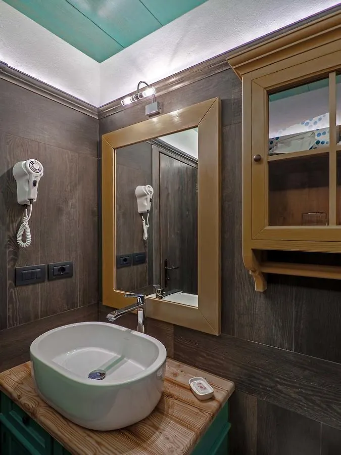 Hotel Pontejel 2*, Cortina d'Ampezzo